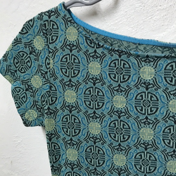 Retro short sleeve patterned top - Picture 1 of 3